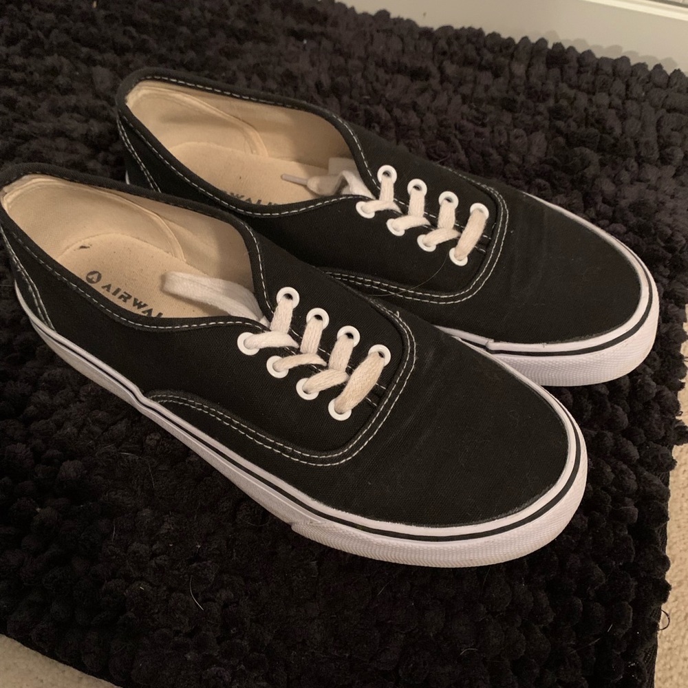 Airwalk shoes